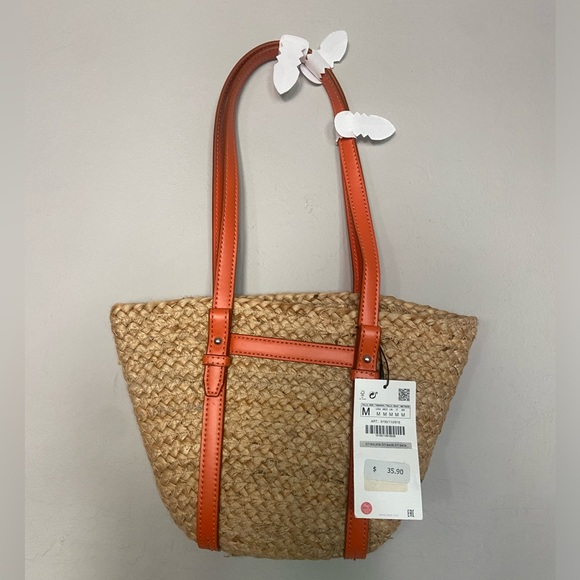 Mango Handbags - Mango purse